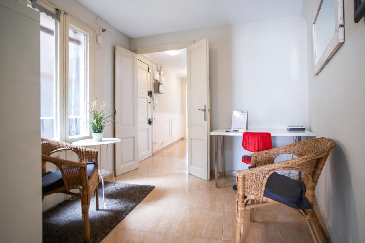 42Man1018 Centrally Located Flat In Sant Antoni Barcelona Bagian luar foto